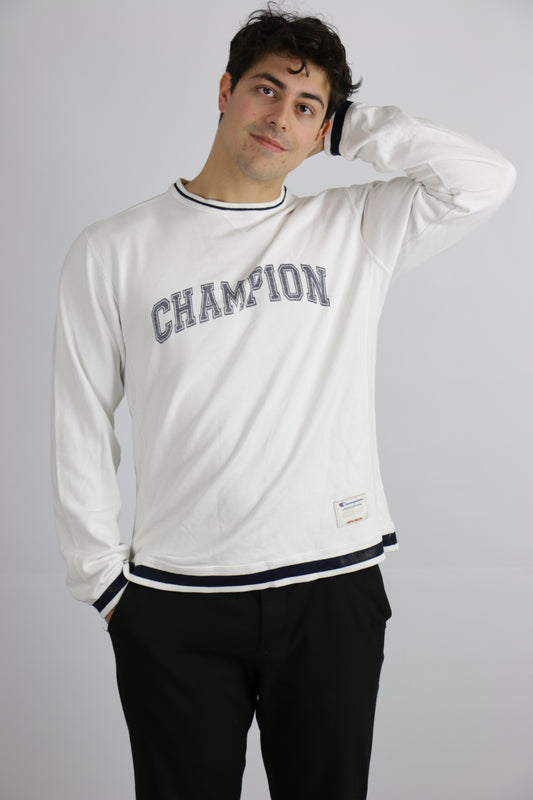 Champion sweater wit