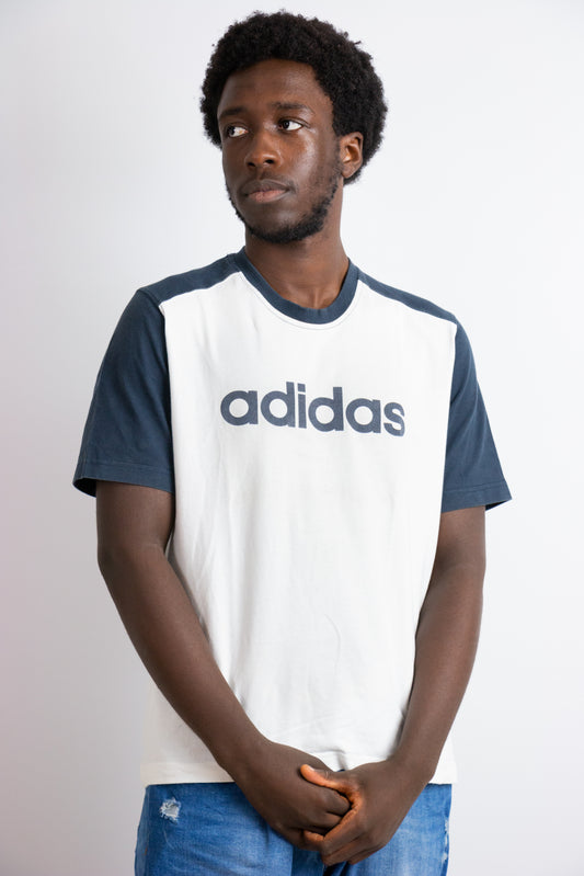 Adidas t-shirt classic